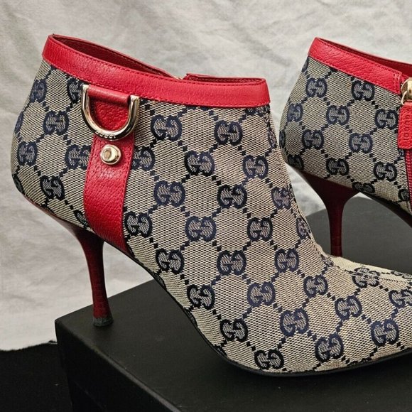 GUCCI~VERY RARE~GG MONOGRAM D RING ZIPPERED STILETTO POINTED TOE RED LEATHER - Picture 3 of 17